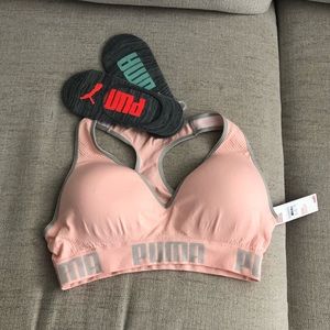 UPDATED Puma Shape Sports Bra/2 Pairs of Socks